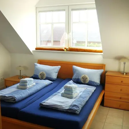 An Bord Im Strandtuun شقة بالتروم