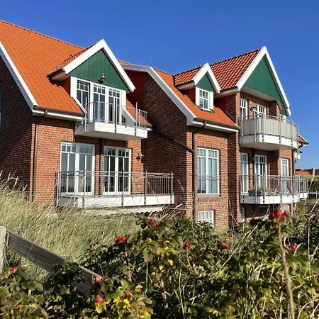 An Bord Im Strandtuun Auf