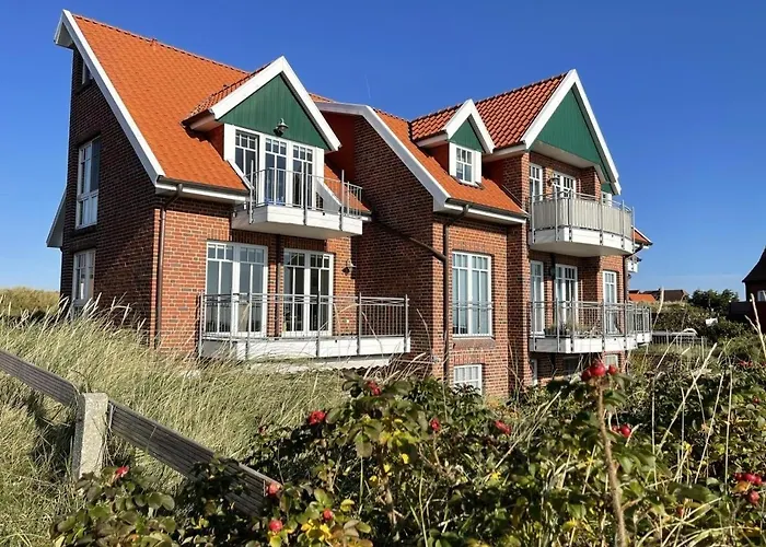 An Bord Im Strandtuun Auf